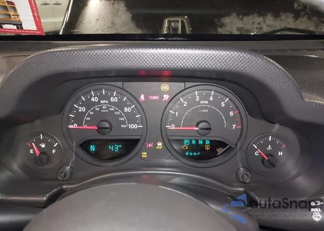 2008 Jeep Wrangler Unlimited X из США, поврежденный, VIN 1J4GA39138L647828